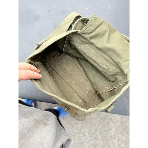 Vintage US Army Canvas Field Bag C-189 XGR Military Utility Satchel - Picture 3 of 6